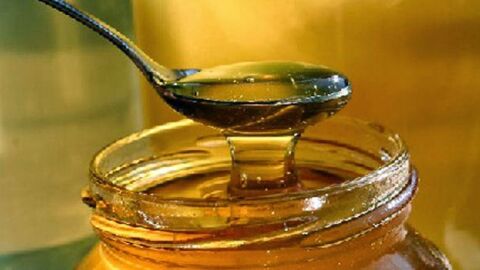 ما فوائد العسل الأبيض على الريق