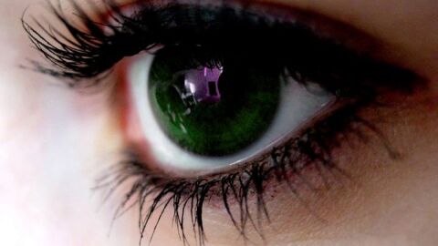 ما هي أعراض حساسية العين