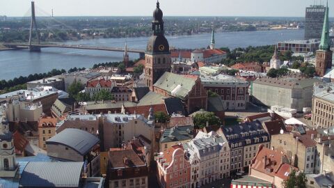 ما هي دولة لاتفيا