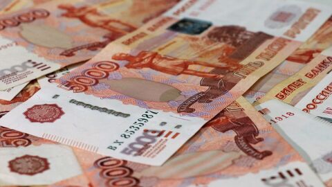 ما هي العملة الرسمية لروسيا