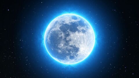 ما هي ظاهرة القمر الأزرق
