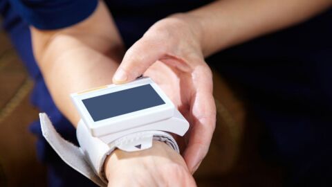 ما هو علاج انخفاض ضغط الدم