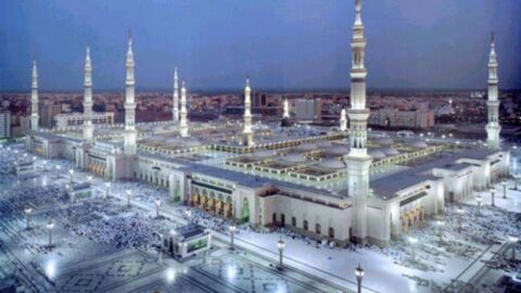 متى تم بناء مسجد الرسول