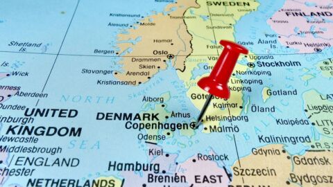 أين تقع الدنمارك