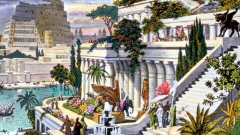 من بنى حدائق بابل المعلقة