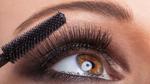 كيفية تطويل رموش العين