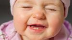 متى تظهر أسنان الطفل