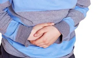 علاج سريع للقيء عند الأطفال