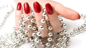 طريقة لتطويل الأظافر بسرعة