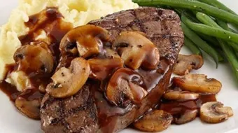 طريقة عمل ستيك اللحم بالمشروم