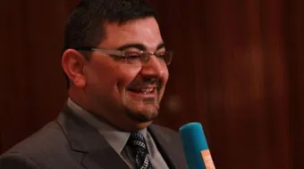 أحمد خيري العمري