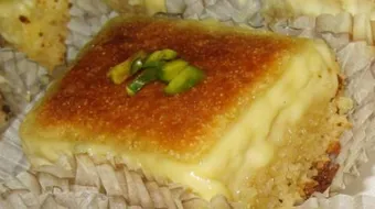 طريقة البسبوسة بالمكسرات