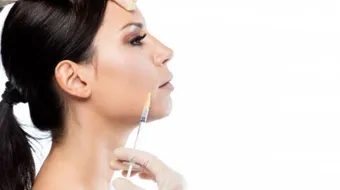 فوائد وأضرار إبر التبييض