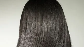 فوائد وأضرار فرد الشعر بالكيراتين