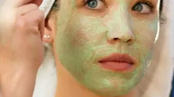 فوائد ماسك الخيار للوجه