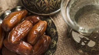 فوائد التمر قبل النوم