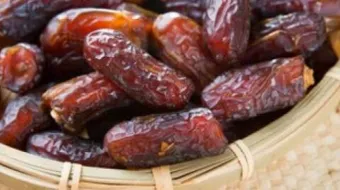 فوائد التمر للحامل في الشهر الثامن