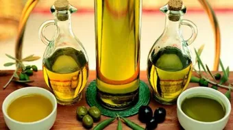 فوائد شرب زيت الزيتون على الريق للبشرة