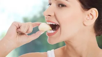 فوائد أكل الثوم للشعر