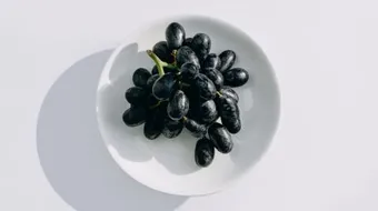 فوائد أكل العنب