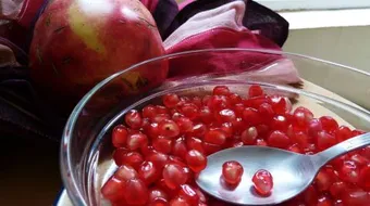 فوائد أكل الرمان