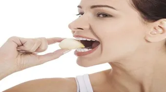 فوائد الثوم على الريق