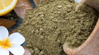 فوائد زيت الحناء للشعر