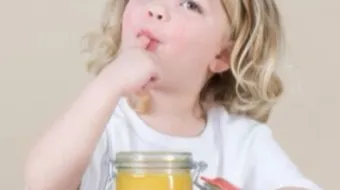 فوائد العسل للرضع