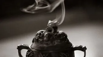 فوائد البخور في البيت