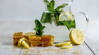 فوائد الليمون للحلق