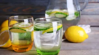 فوائد الليمون مع الماء