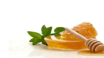 فوائد النعناع مع العسل