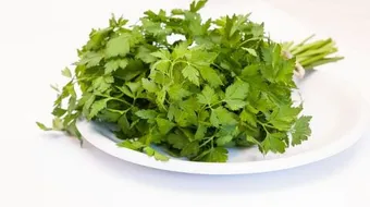 فوائد البقدونس للالتهابات