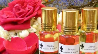 فوائد زيت الورد للبشرة