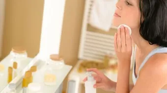 فوائد بيكربونات الصوديوم للبشرة