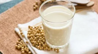 فوائد حليب الصويا للتسمين