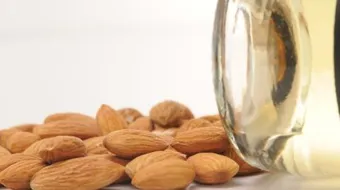 فوائد اللوز الحلو للبشرة