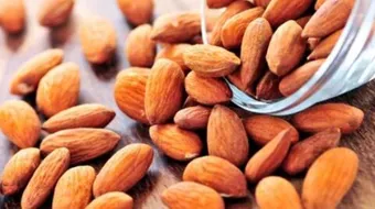 فوائد اللوز الحلو