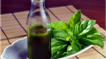 فوائد زيت شجرة الشاي