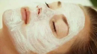 فوائد الزبادي والخميرة للبشرة