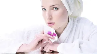 أفضل غسول للبشرة الدهنية