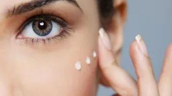 طريقة تبيض تحت العينين