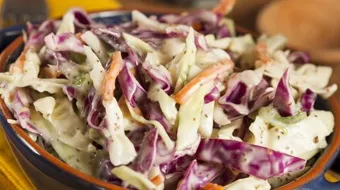 سلطة الملفوف