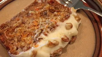 كيكة الجزر والتمر