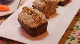 كيكة الجزر بالصلصة