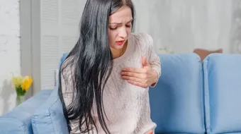 أسباب آلام الثدي