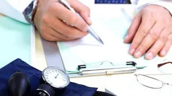 أسباب الأخطاء الطبية