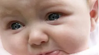 أسباب بكاء الطفل