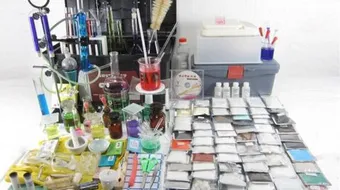 أدوات مختبر الكيمياء