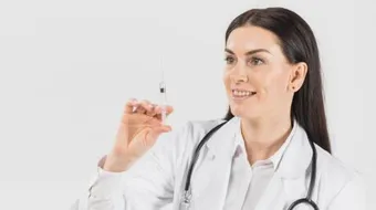 تطعيم الأطفال في عمر شهرين